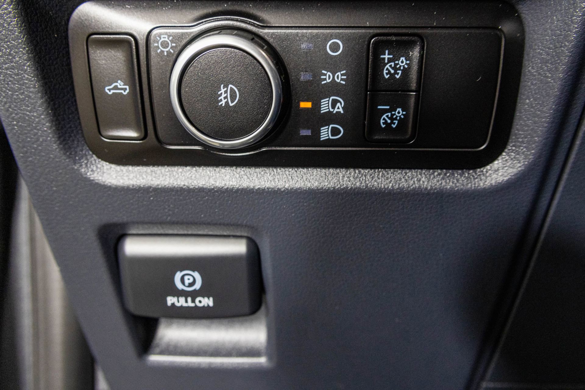 Used 2024 Ford F150 STX image 32