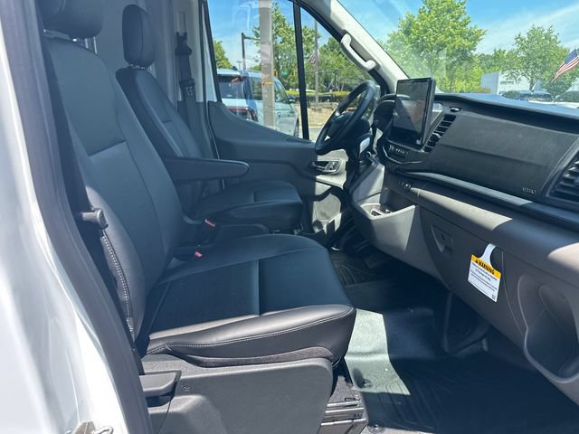 New 2026 Ford Transit 250 148 Medium Roof RWD image 13