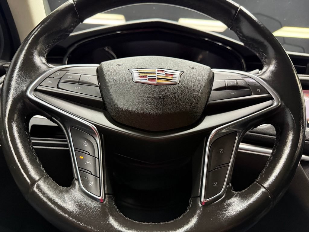 Used 2019 Cadillac XT5 Luxury FWD image 23