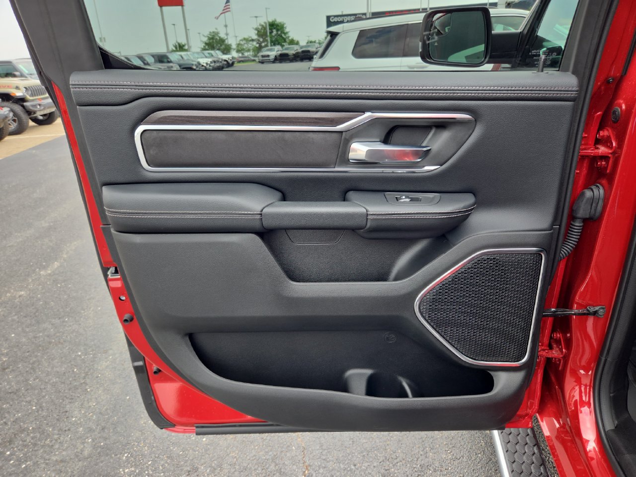 New 2026 RAM 1500 Laramie w/ Sport Appearance Package AWD/4WD image 13