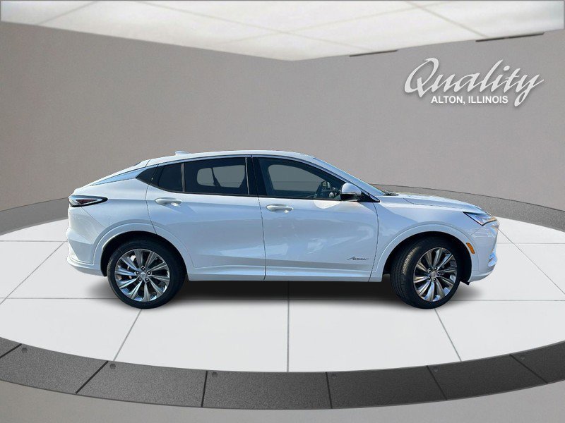 New 2025 Buick Envista Avenir image 3