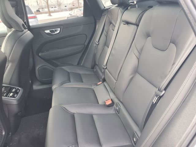 New 2026 Volvo XC60 B5 Ultra w/ Protection Package Premier image 32