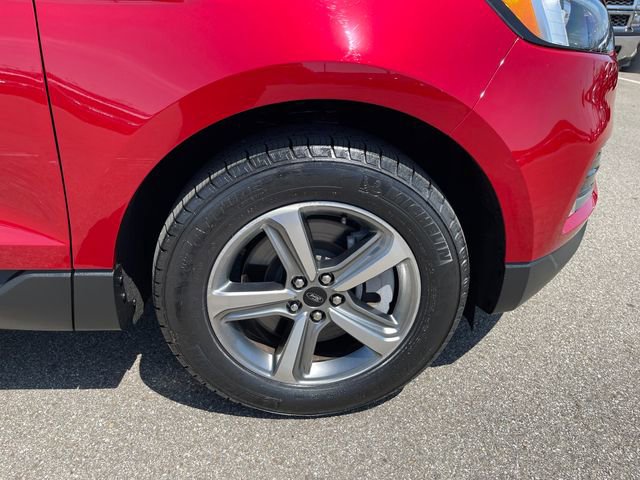 Used 2024 Ford Edge SEL w/ Convenience Package image 41