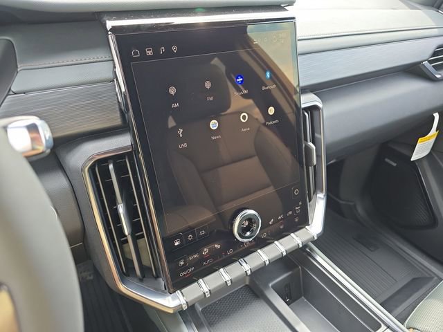 New 2025 GMC Acadia AT4 w/ Super Cruise Package image 13