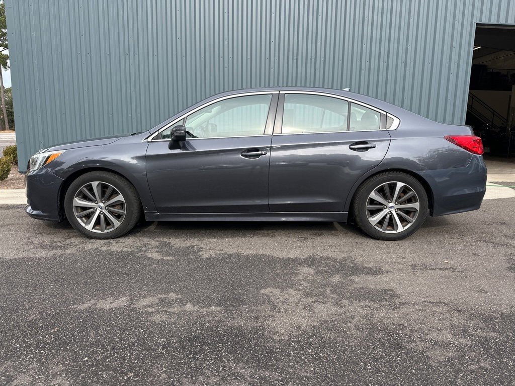 Used 2016 Subaru Legacy 3.6R Limited image 4