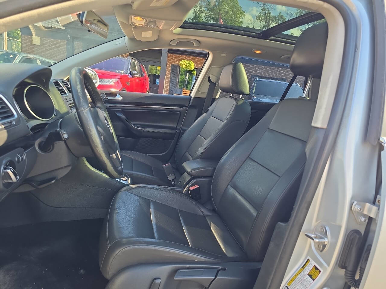 Used 2013 Volkswagen Jetta TDI image 18