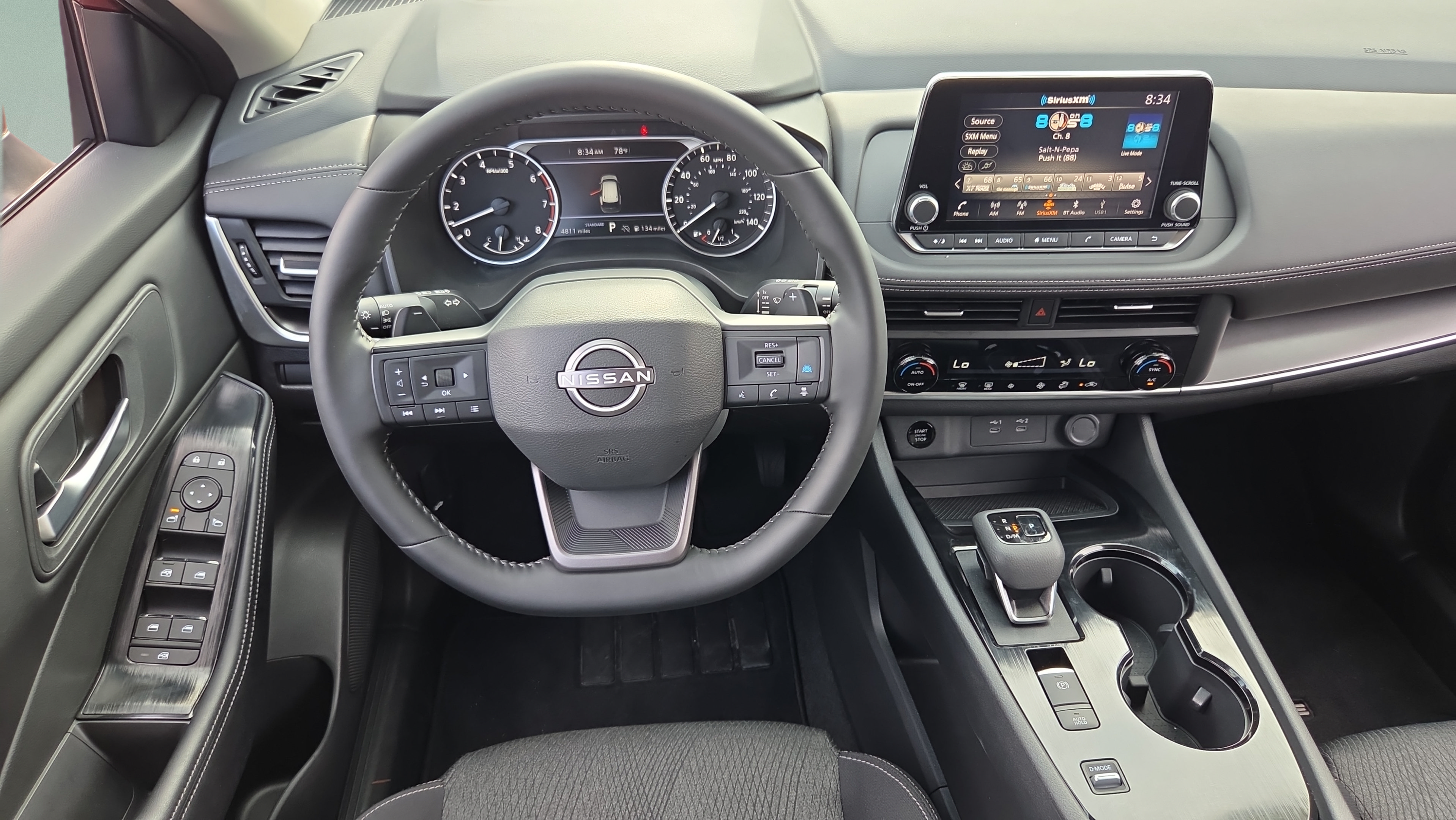 Certified 2026 Nissan Rogue SV FWD image 12