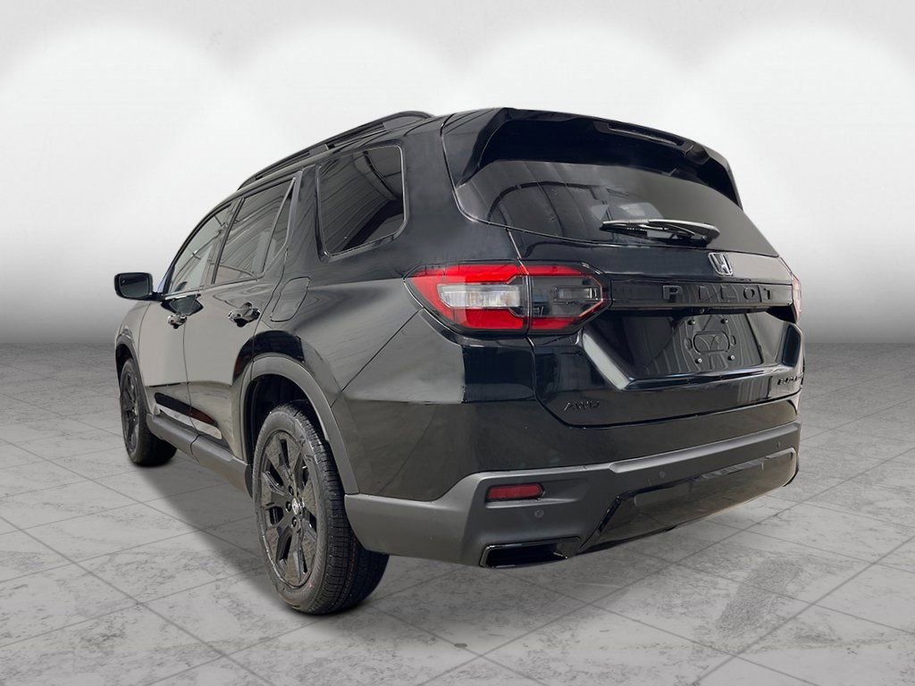 New 2026 Honda Pilot Black Edition image 3
