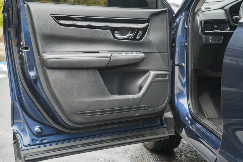 Used 2025 Honda CR-V EX-L image 38