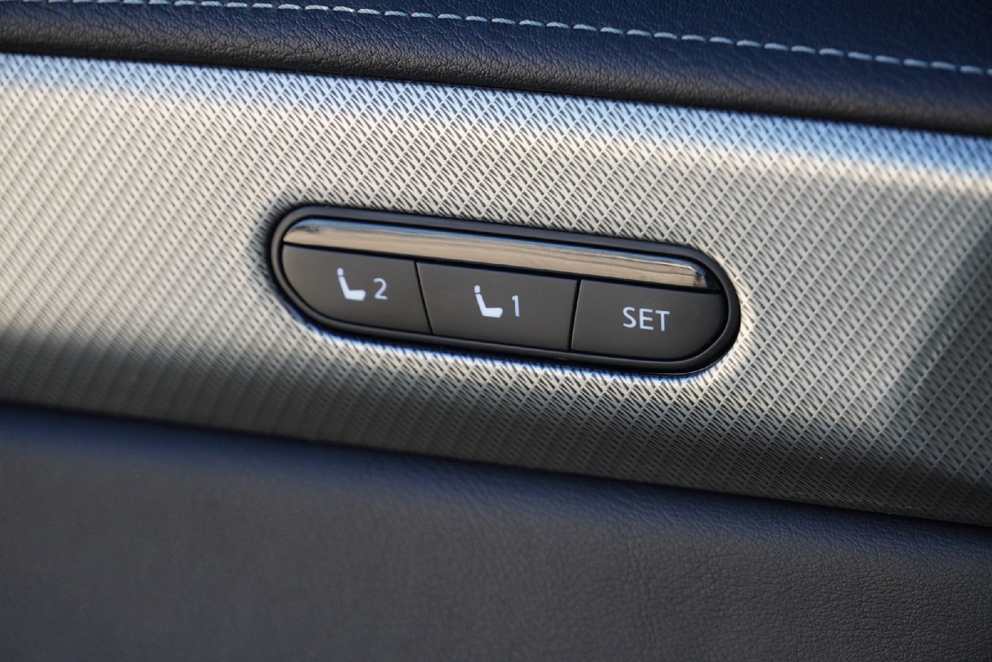 Certified 2025 INFINITI QX60 Luxe image 21