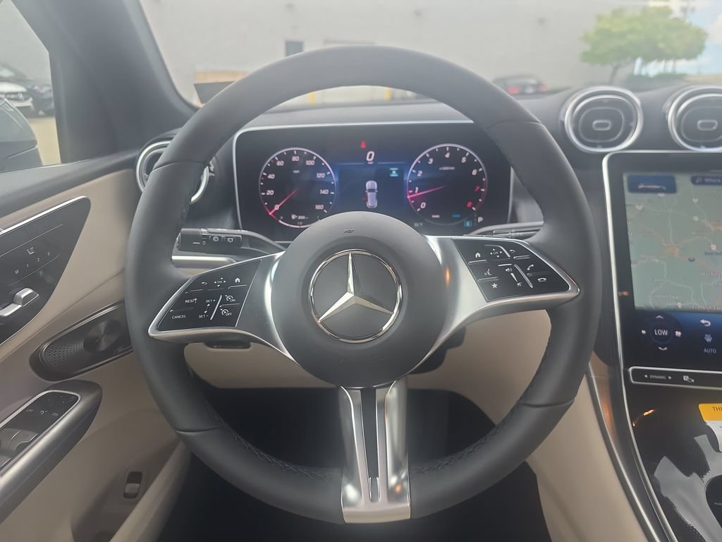 New 2026 Mercedes-Benz GLC 300 4MATIC image 14