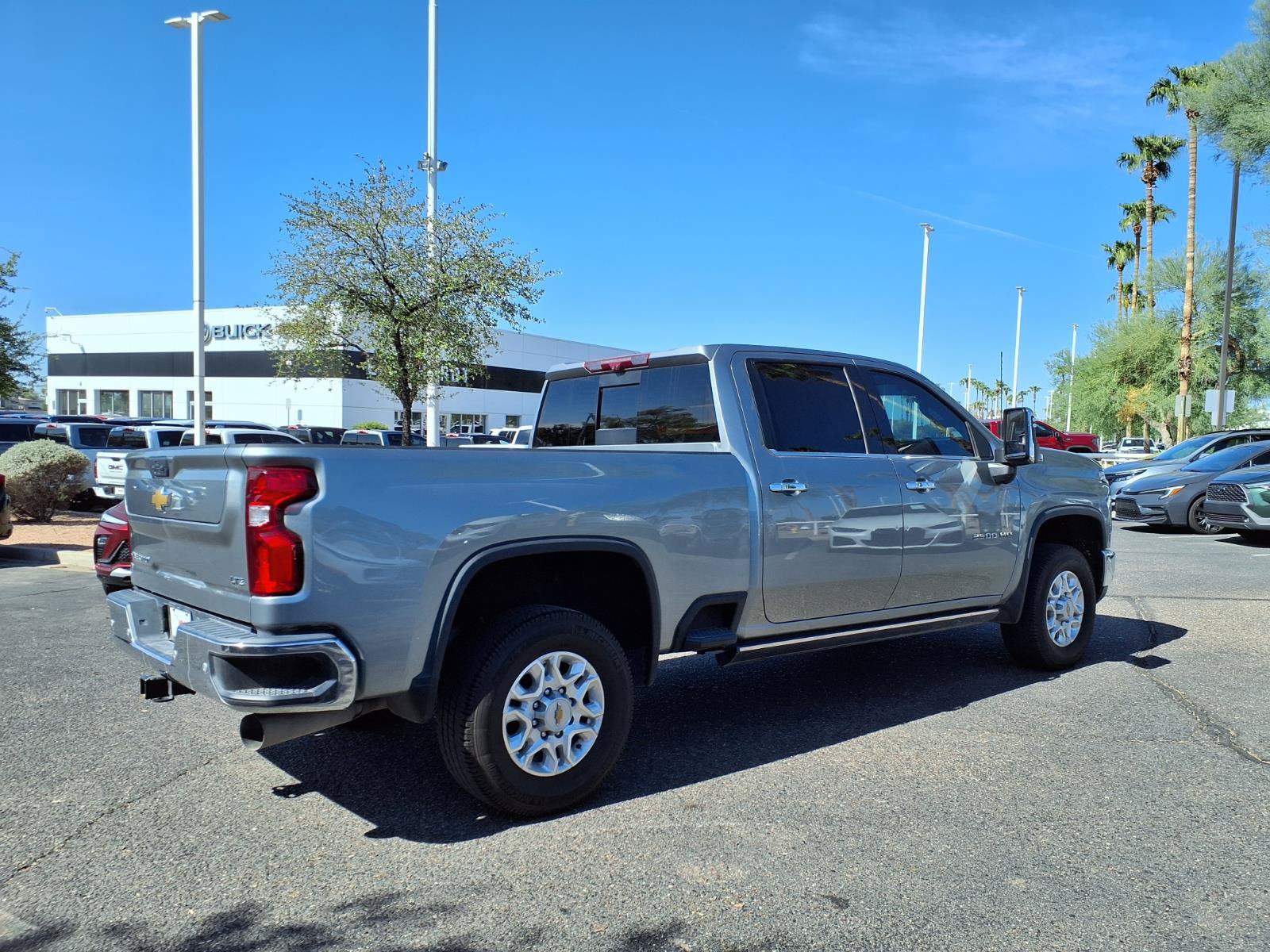Used 2024 Chevrolet Silverado 2500 LTZ w/ LTZ Plus Package AWD/4WD image 5