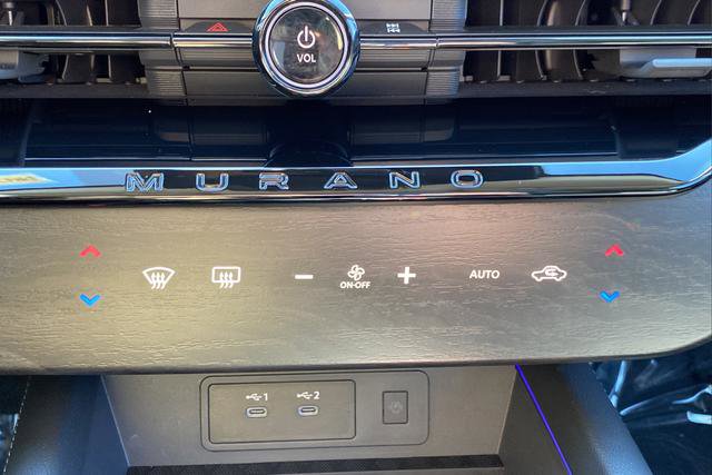 Used 2025 Nissan Murano SL image 18