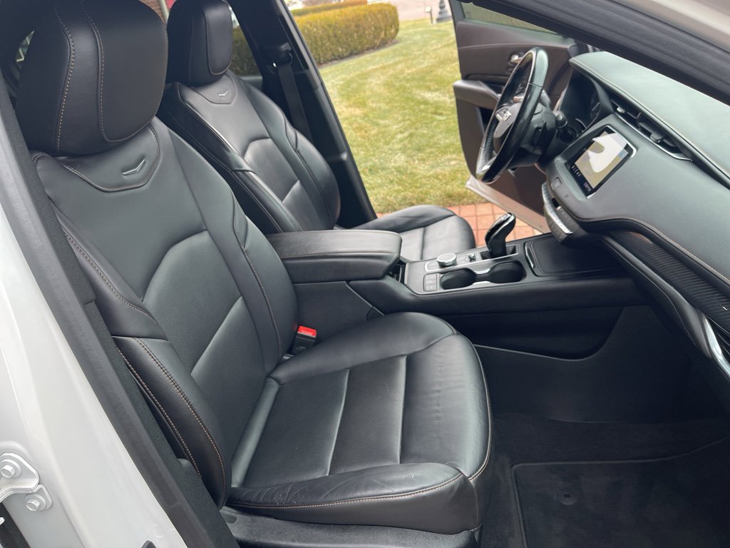 Used 2020 Cadillac XT4 Sport image 28