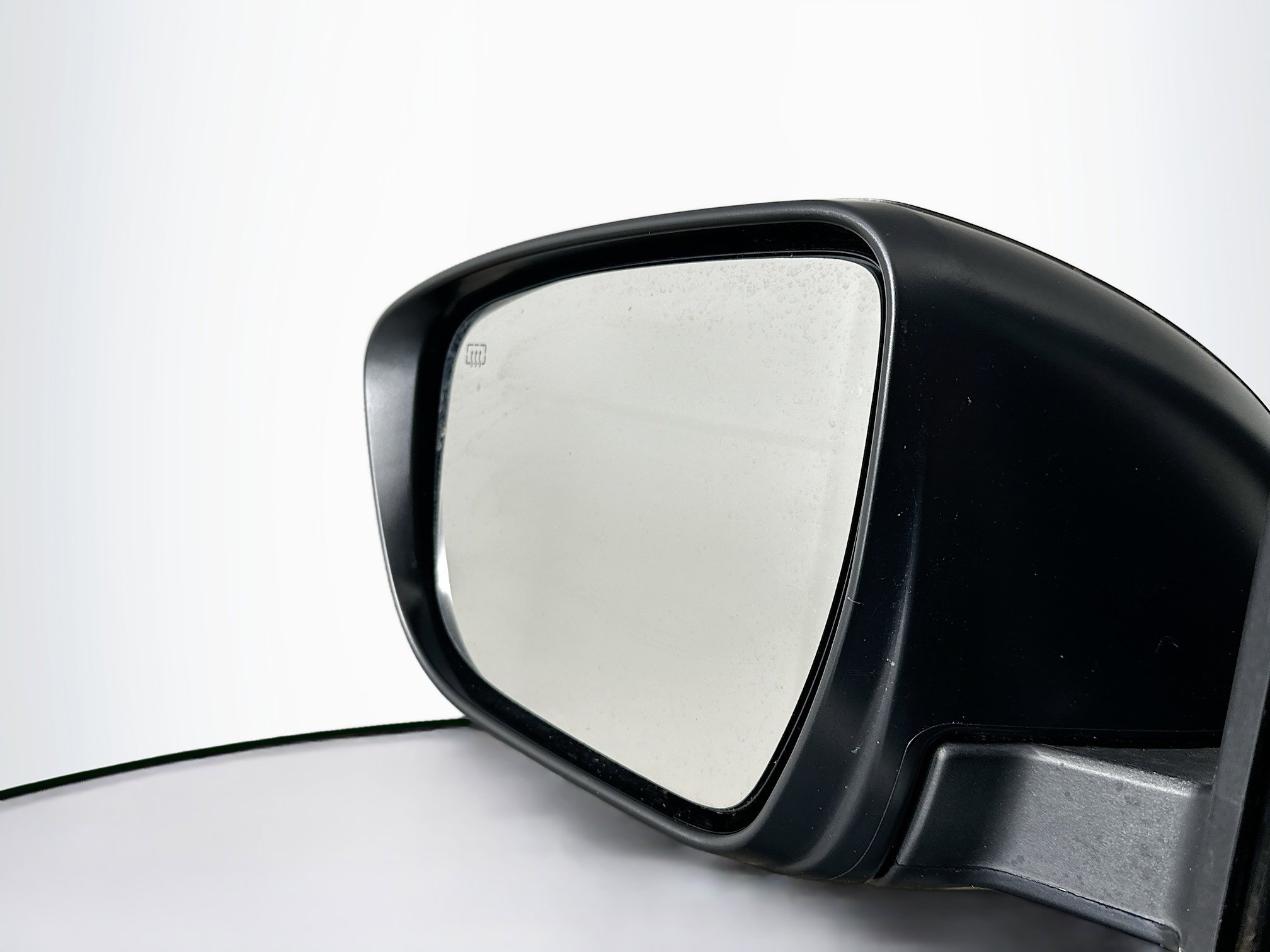 Used 2019 Nissan Rogue SV image 16