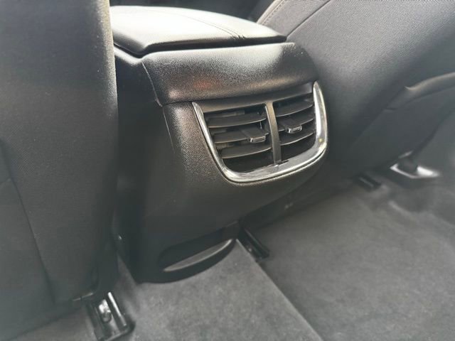 Used 2017 Chevrolet Malibu Hybrid image 7