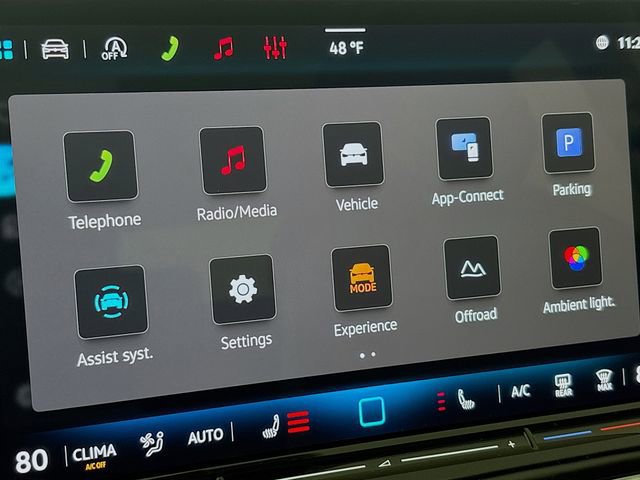 New 2026 Volkswagen Tiguan SE image 16