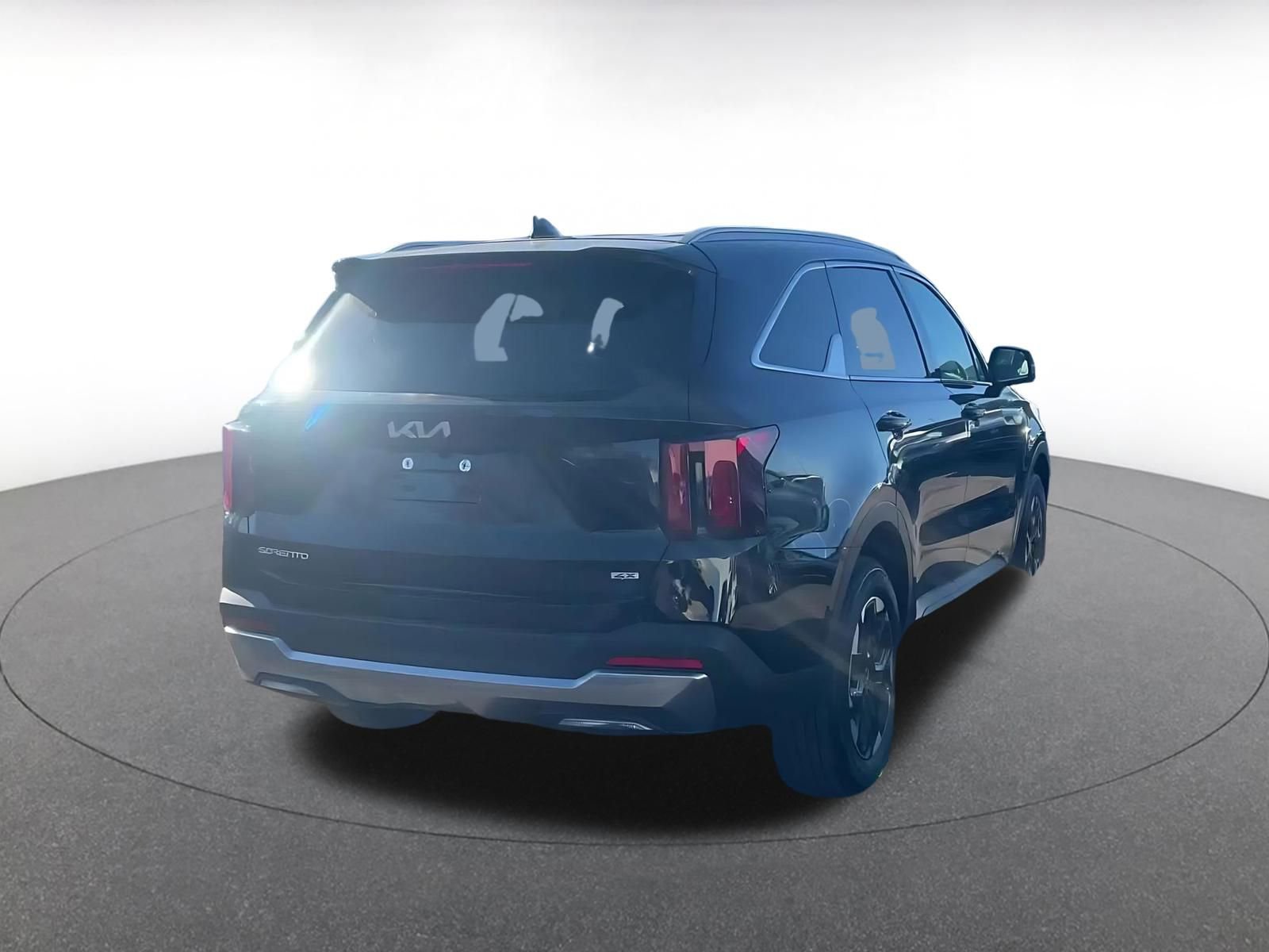 Used 2024 Kia Sorento S image 14