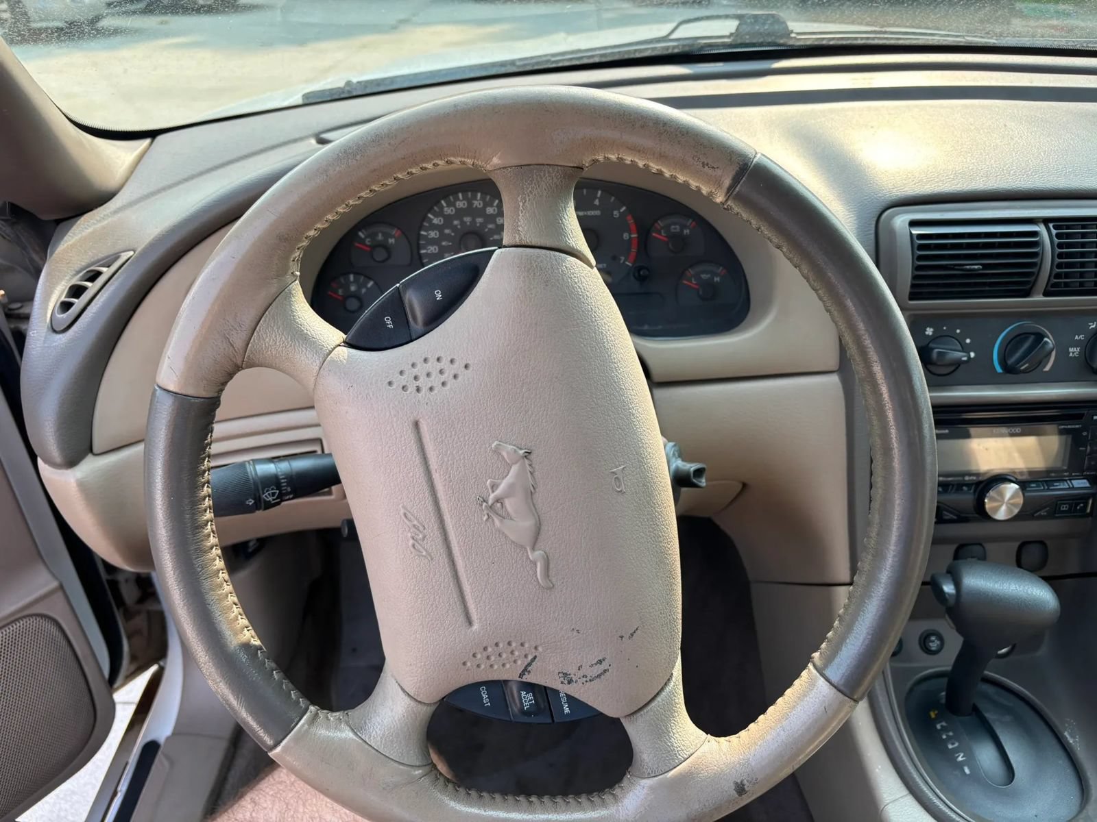 Used 2004 Ford Mustang Premium RWD image 12
