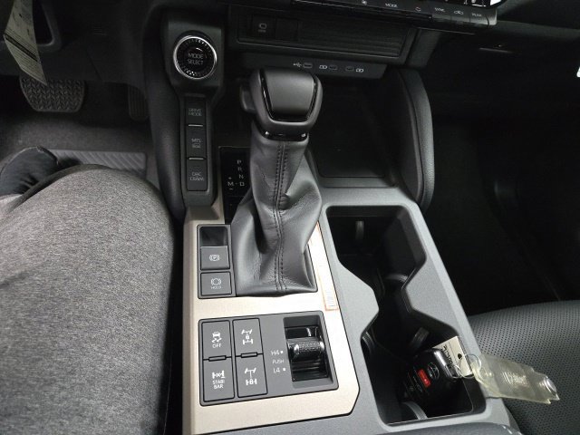 New 2027 Toyota Land Cruiser AWD/4WD image 28