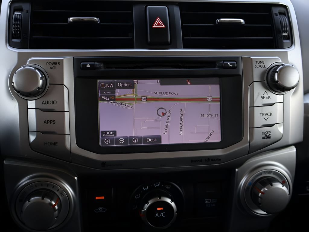 Used 2019 Toyota 4Runner SR5 AWD/4WD image 24