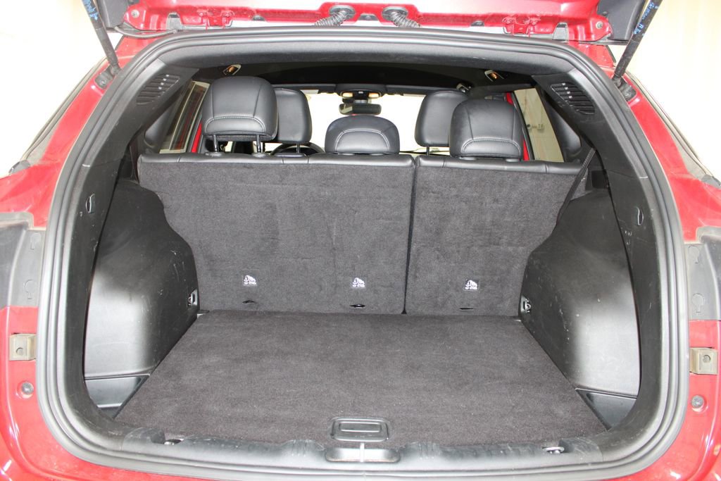 Used 2025 Jeep Compass Trailhawk AWD/4WD image 28