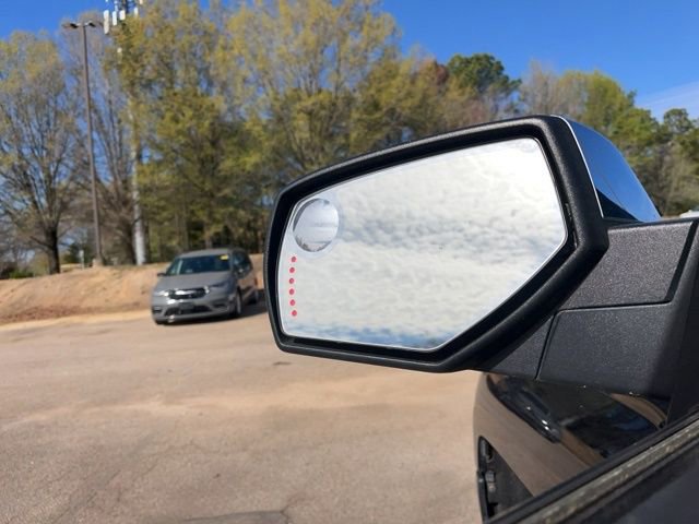 Used 2017 Chevrolet Silverado 1500 LTZ image 19