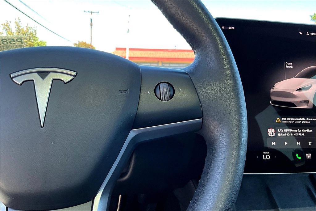 Used 2023 Tesla Model Y Long Range AWD/4WD image 10