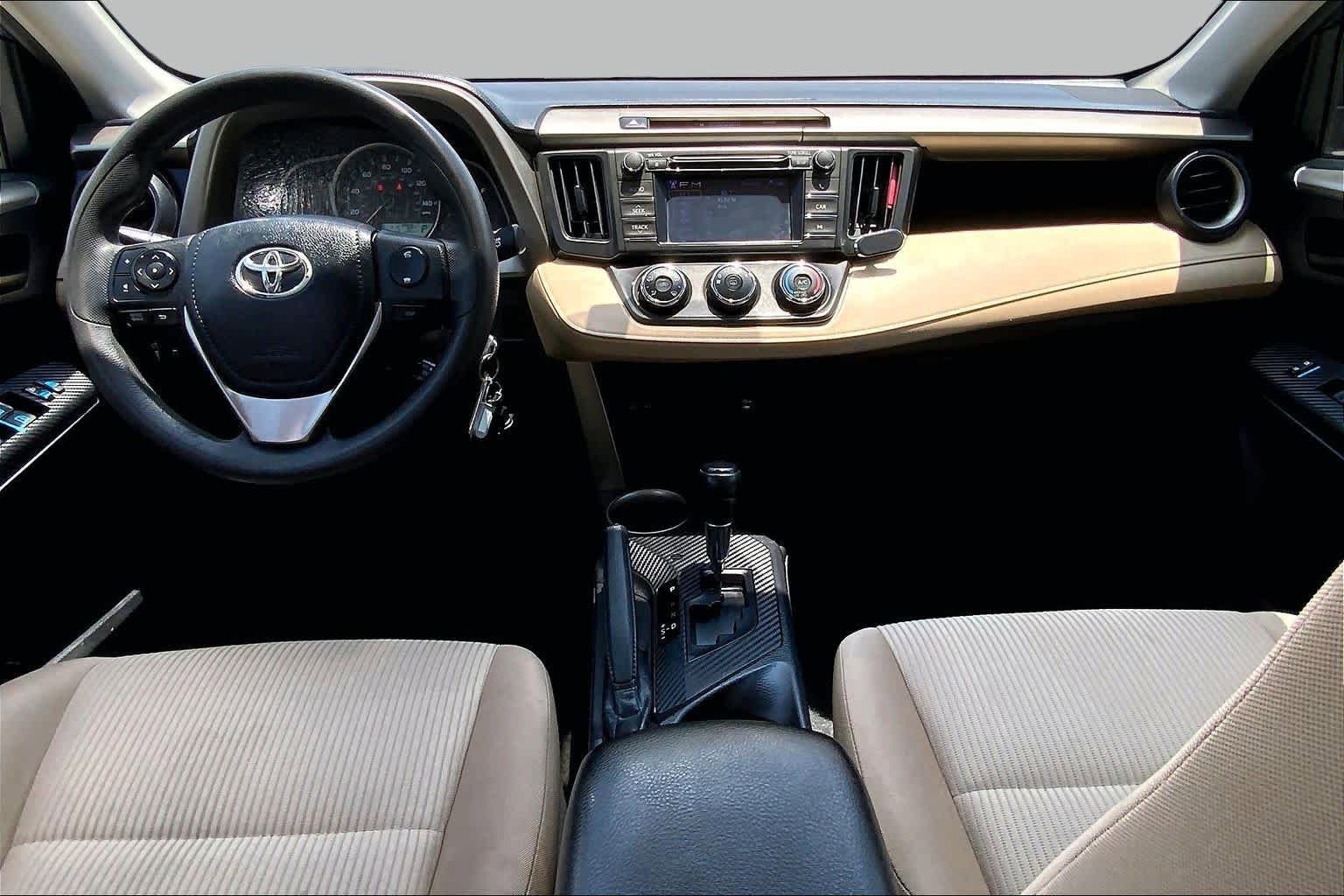 Used 2013 Toyota RAV4 LE FWD image 15