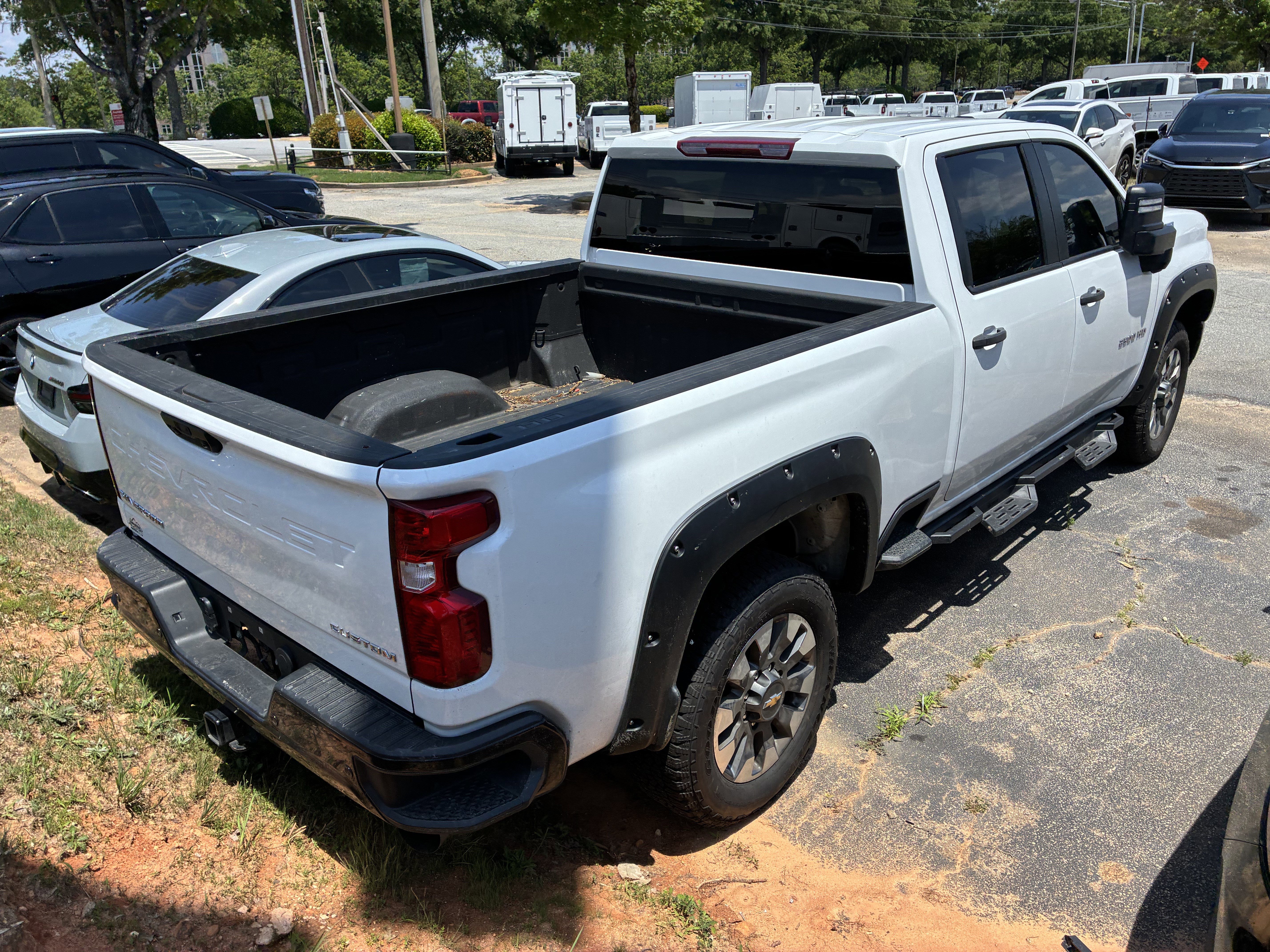 Used 2024 Chevrolet Silverado 2500 Custom w/ Custom Value Package AWD/4WD image 8