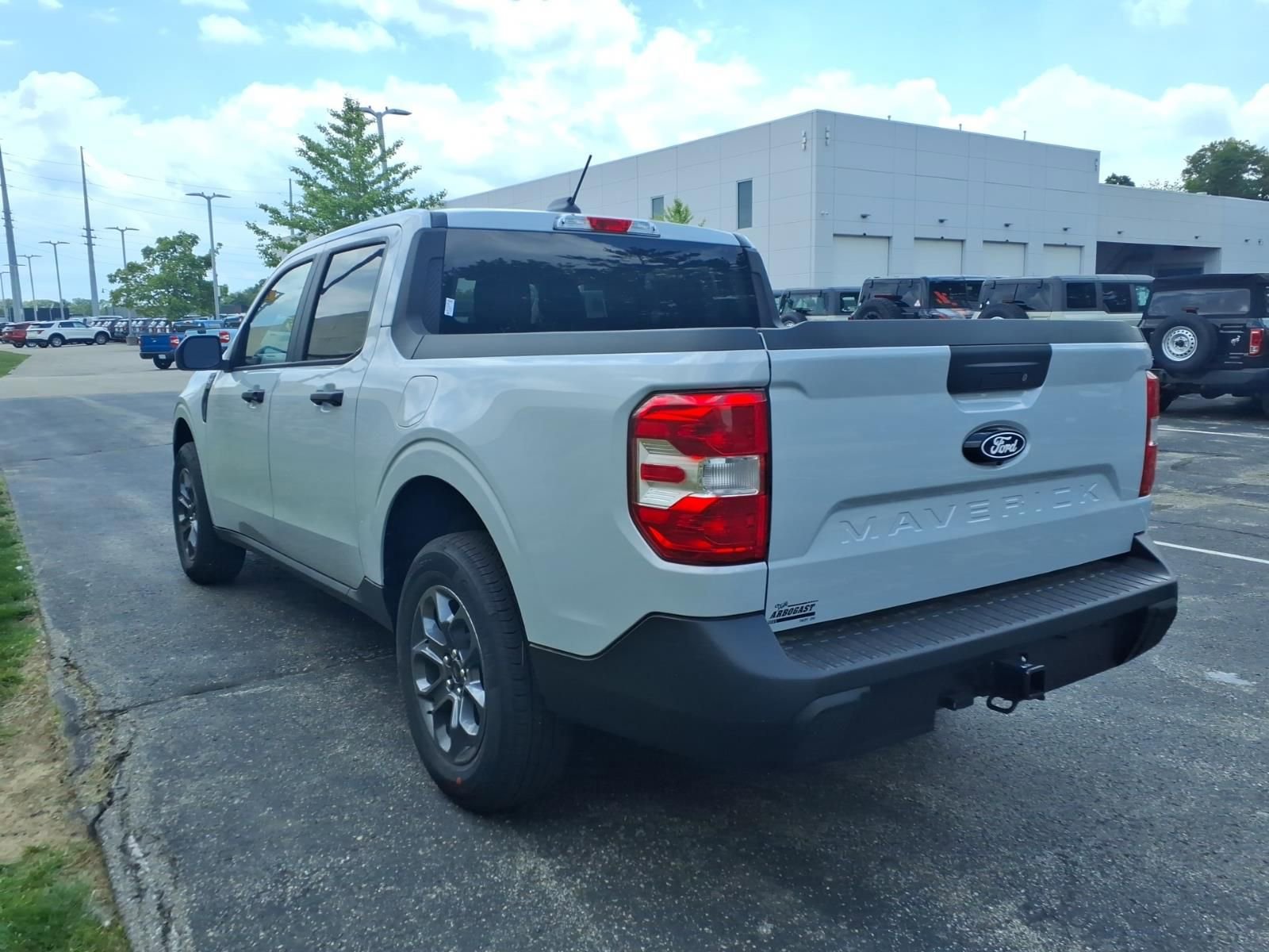 New 2026 Ford Maverick XLT AWD/4WD image 8