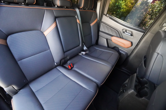 Used 2024 GMC Canyon AT4 w/ AT4 Premium Package AWD/4WD image 27