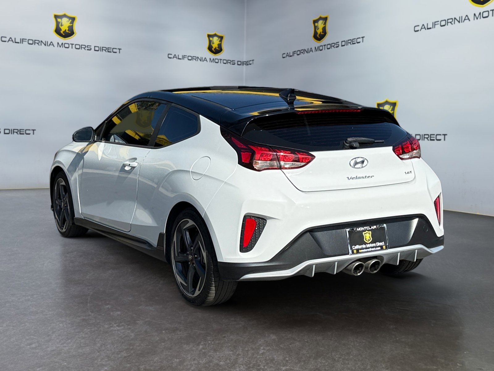 Used 2019 Hyundai Veloster Turbo Ultimate image 3