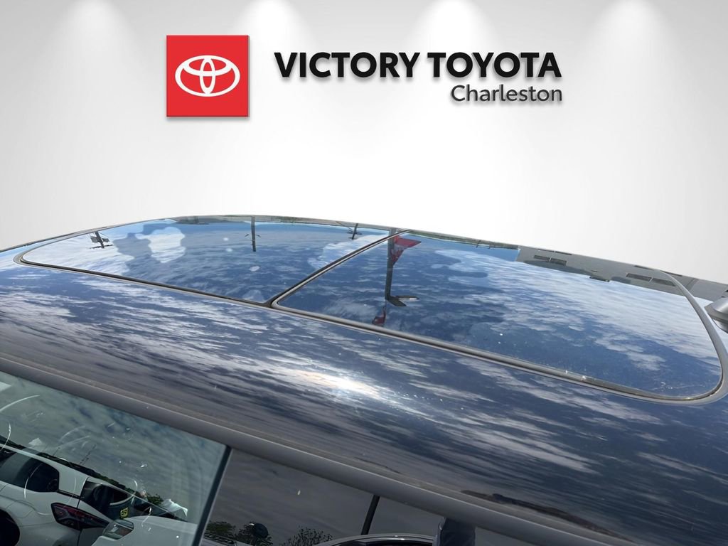 Used 2019 MINI Cooper 2-Door Hardtop FWD image 5