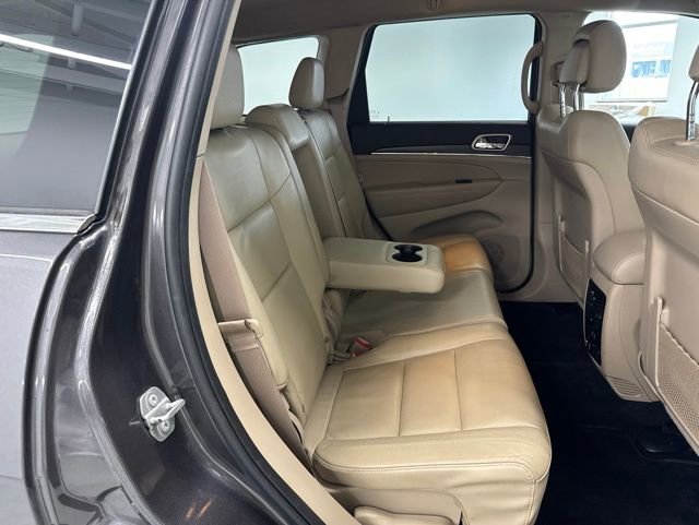 Used 2017 Jeep Grand Cherokee Limited AWD/4WD image 29