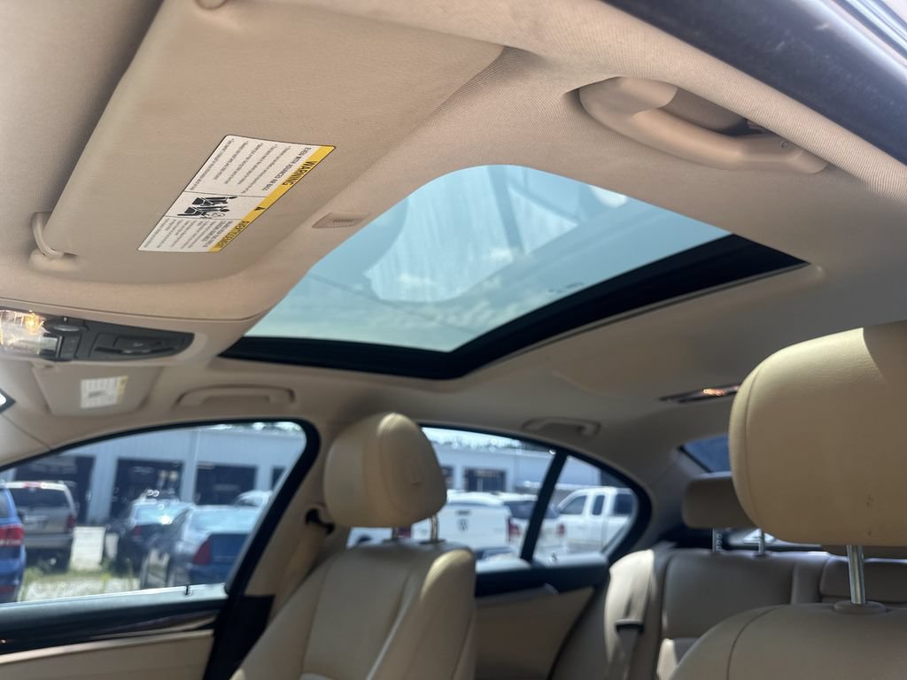 Used 2016 BMW 528i Sedan RWD image 32