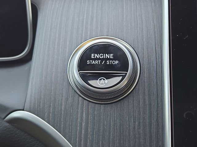 New 2026 Mercedes-Benz GLC 300 4MATIC image 9