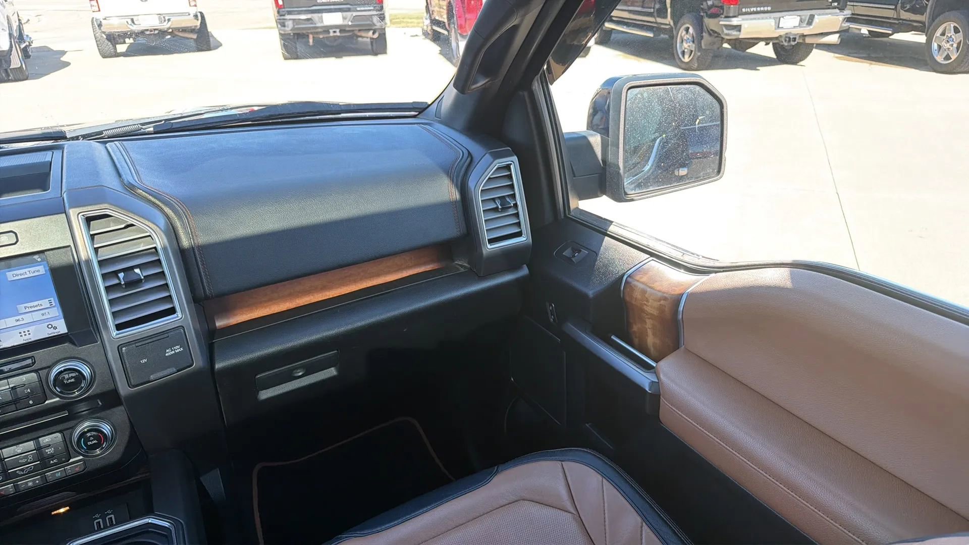 Used 2016 Ford F150 Limited w/ Trailer Tow Package image 83