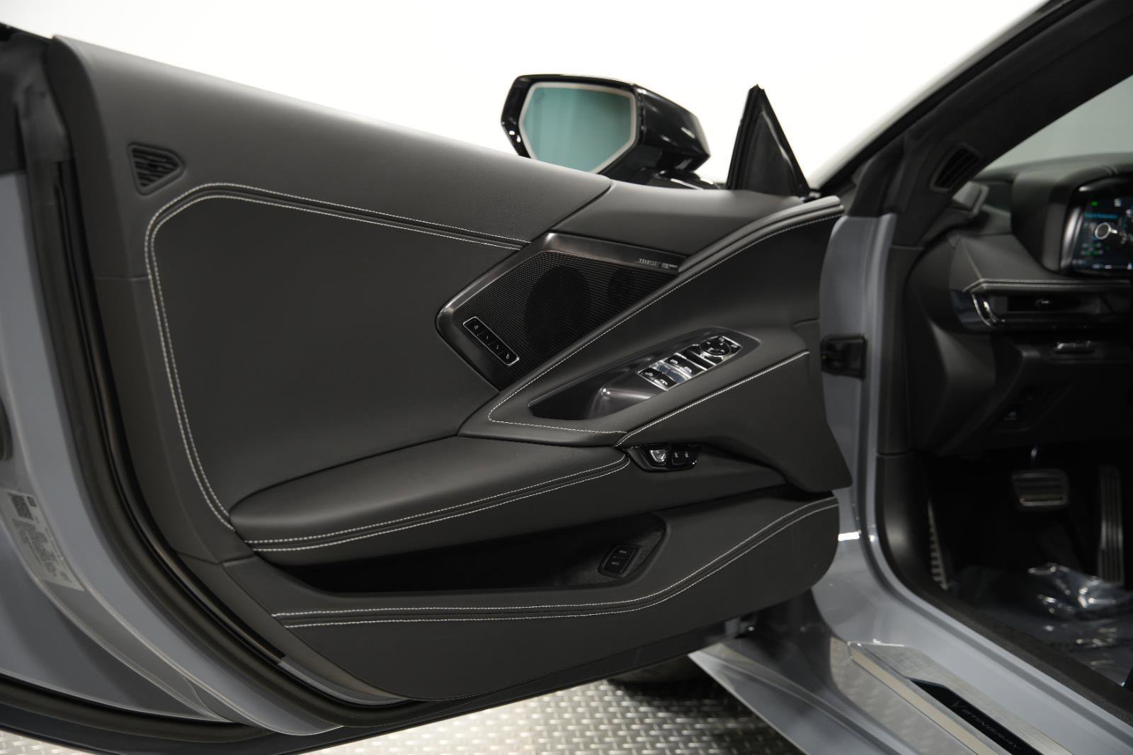 Used 2024 Chevrolet Corvette Stingray Premium Conv w/ Stealth Interior Trim Package image 41