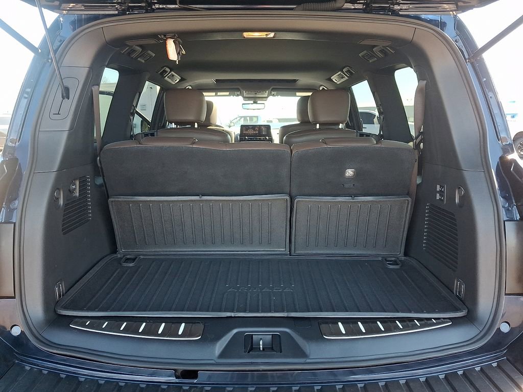Certified 2024 Nissan Armada Platinum w/ Captain's Chairs Package image 28
