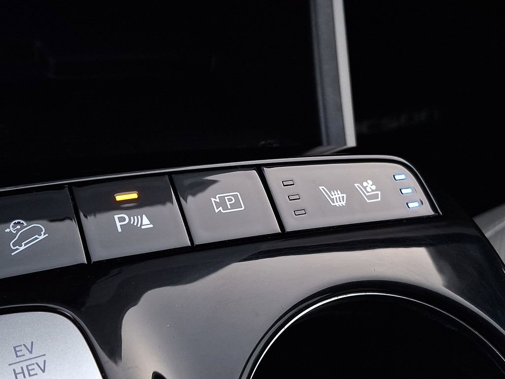 Used 2023 Hyundai Tucson Limited image 23