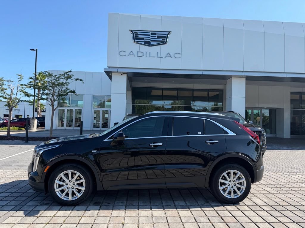 Used 2023 Cadillac XT4 Luxury w/ Cold Weather Package