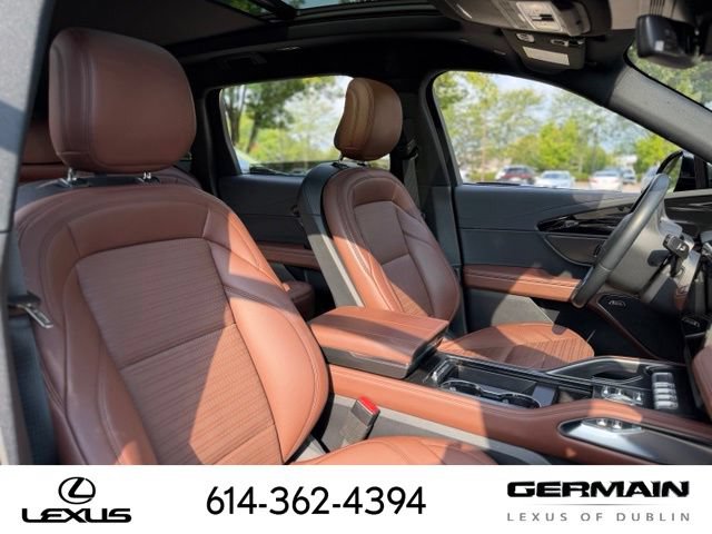 Used 2026 Lincoln Nautilus Reserve AWD/4WD image 17