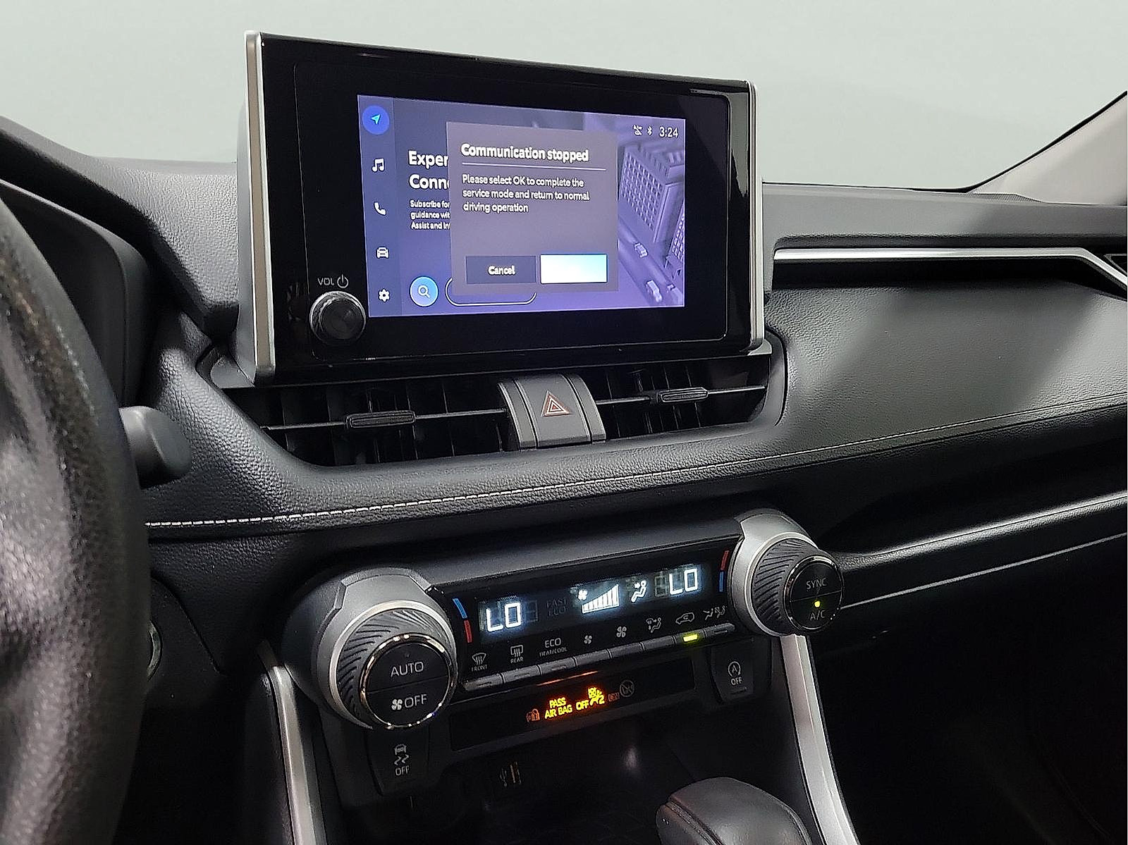 Certified 2025 Toyota RAV4 XLE AWD/4WD image 18