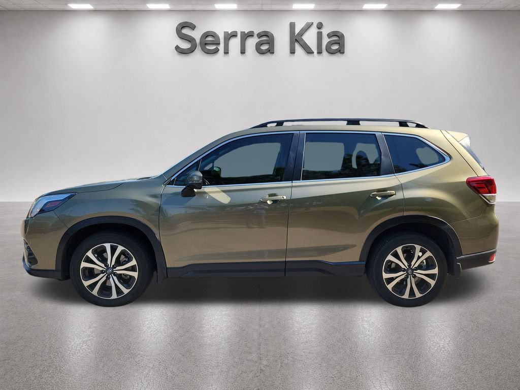 Used 2023 Subaru Forester Limited AWD/4WD image 2