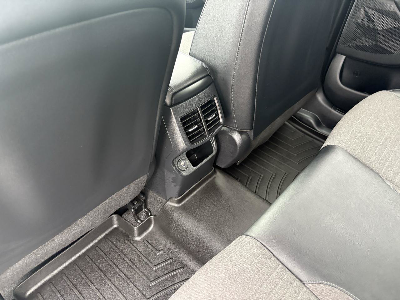 Used 2022 Kia Seltos S AWD/4WD image 37