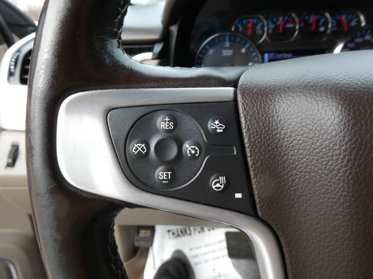 Used 2019 GMC Yukon XL SLT w/ Premium Edition AWD/4WD image 12