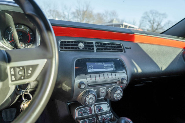 Used 2010 Chevrolet Camaro SS w/ RS Package RWD image 40