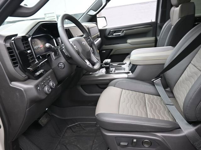 New 2026 Chevrolet Silverado 1500 ZR2 w/ Dark Appearance Package AWD/4WD image 8