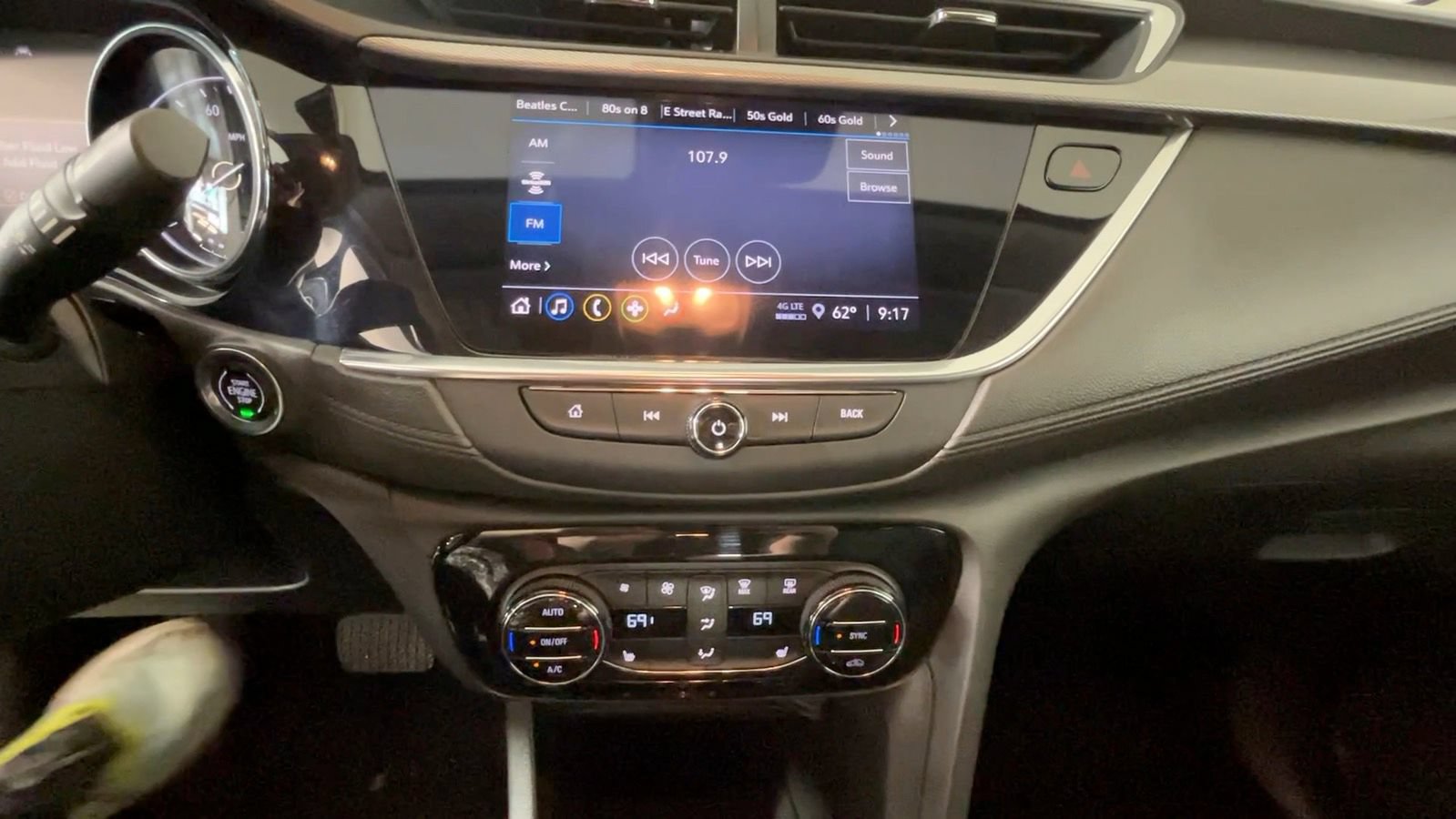 Used 2022 Buick Encore GX Select w/ Sport Touring Package FWD image 37